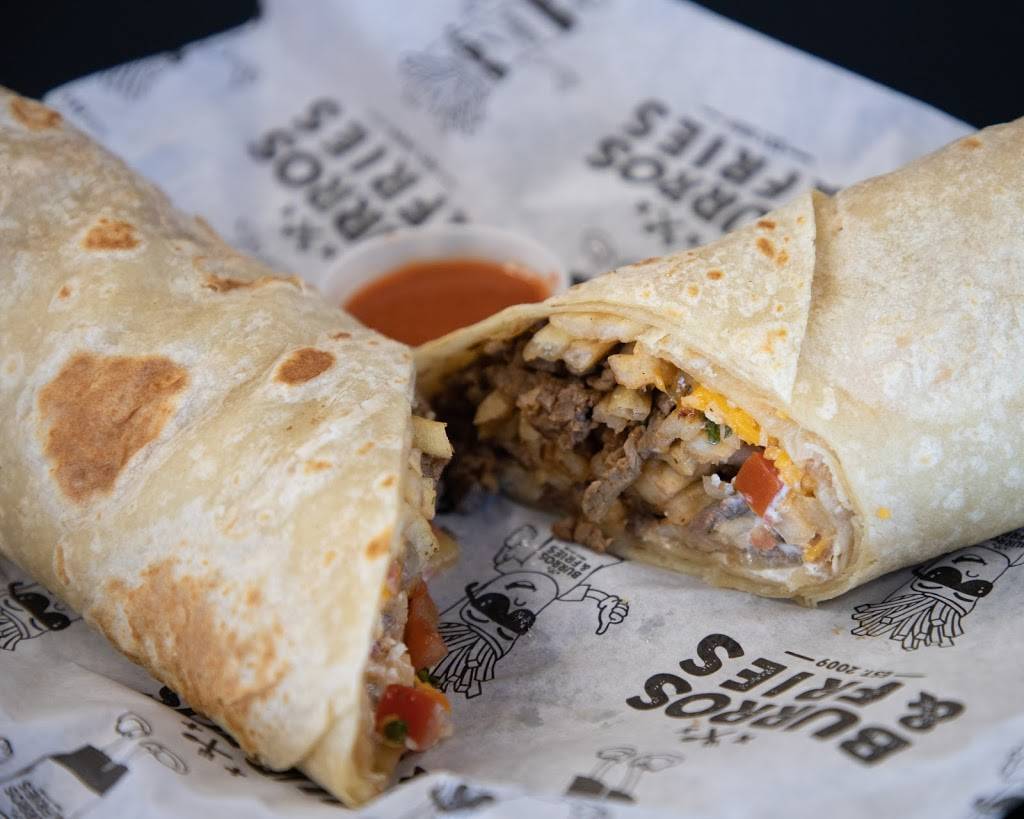 Burros & Fries Plaza Bonita | restaurant | 3030 Plaza Bonita Rd #2440, National City, CA 91950, USA | 6194700899 OR +1 619-470-0899