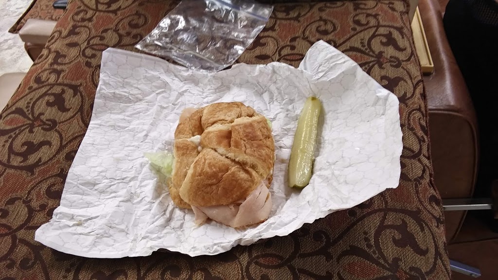 Three Potato More | restaurant | 1600 Metro Dr, Alexandria, LA 71301, USA | 3184874274 OR +1 318-487-4274