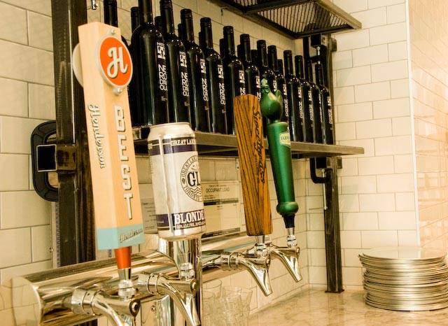 Salt & Tobacco | restaurant | 521 Parliament St, Toronto, ON M4X 1P3, Canada | 6473482993 OR +1 647-348-2993