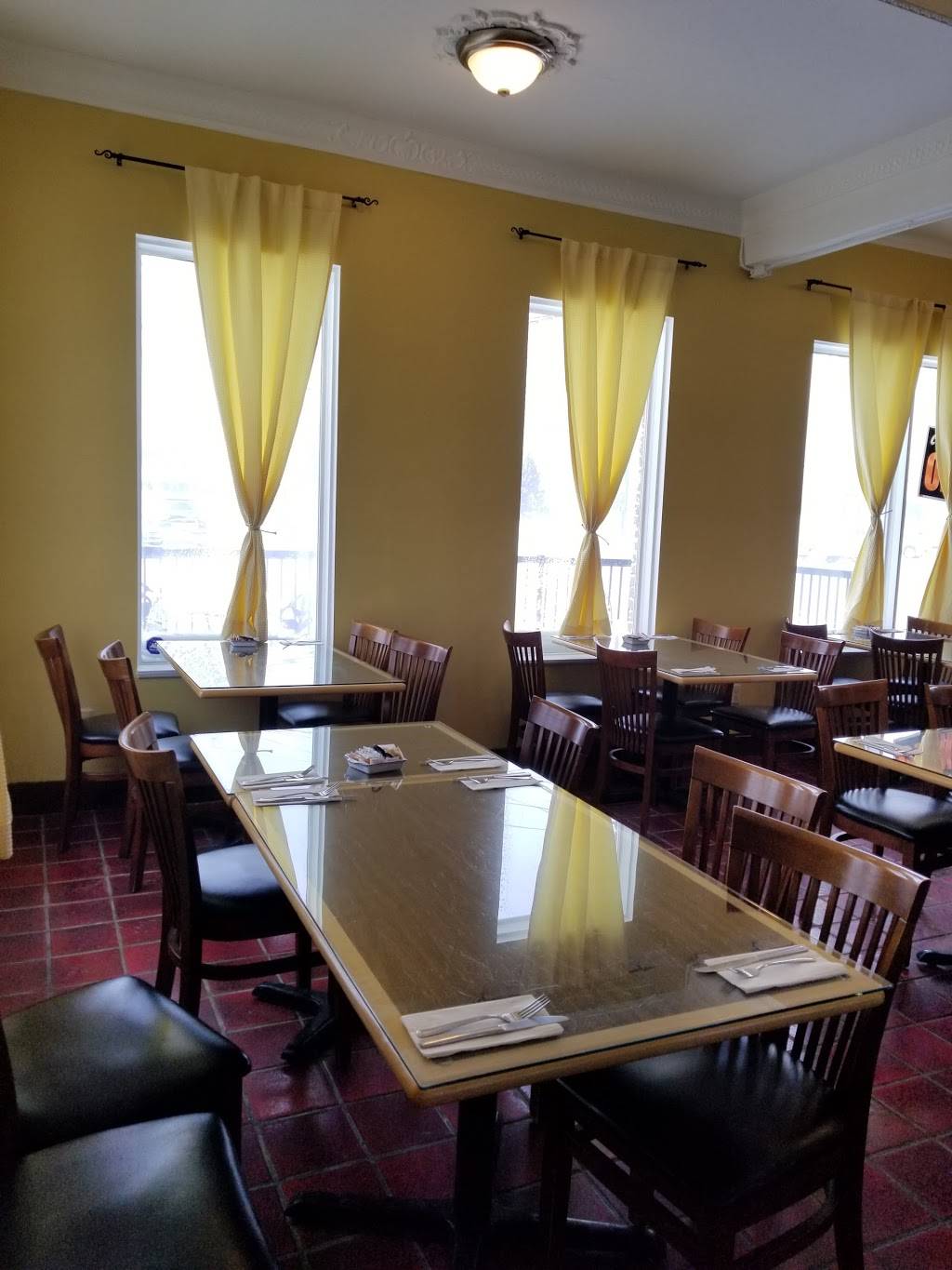 Tangs Kitchen - Collingwood (Temporarily Closed) | restaurant | 14 Balsam St, Collingwood, ON L9Y 4H7, Canada | 7052938855 OR +1 705-293-8855