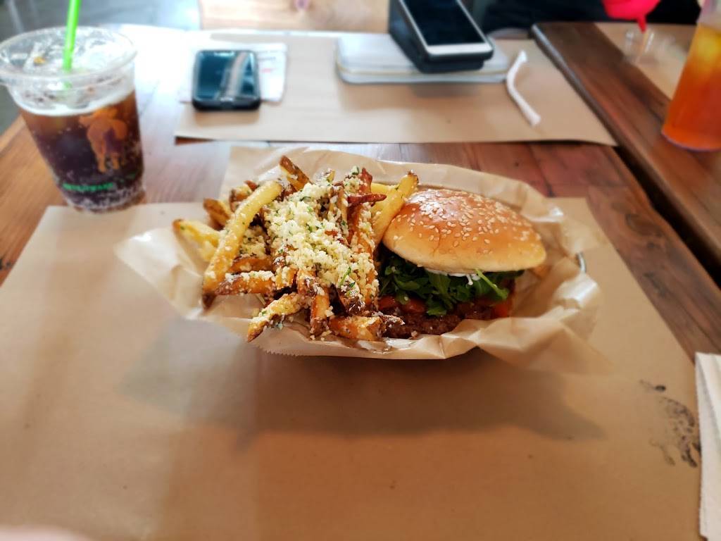 Farm Burger Grant Park | restaurant | 275 Memorial Dr SE Ste B2, Atlanta, GA 30312, USA | 4047481310 OR +1 404-748-1310