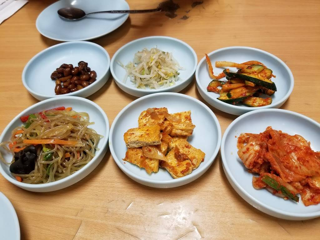 Duk Soo Goong | restaurant | 475 Old Post Rd, Edison, NJ 08817, USA | 7322481775 OR +1 732-248-1775