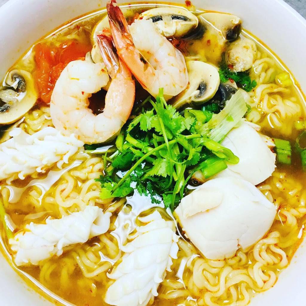 Shelton Thai Fusion Kitchen | restaurant | 509 Howe Ave, Shelton, CT 06484, USA | 2035138070 OR +1 203-513-8070