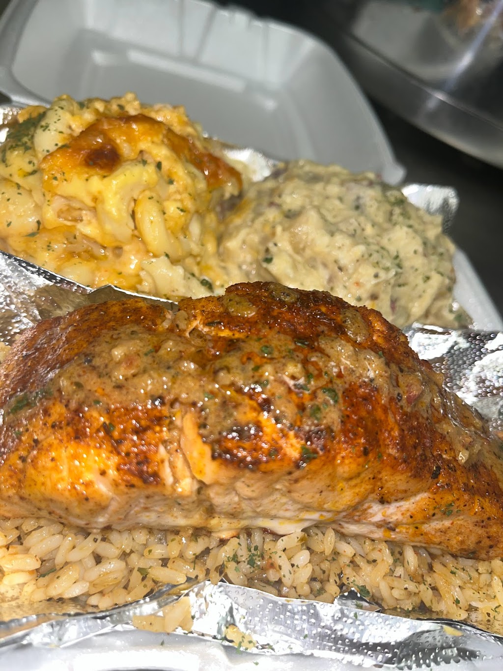 Southside Bar and Grill | night club | 2500 S 3rd St, Philadelphia, PA 19148, USA | 2676872595 OR +1 267-687-2595