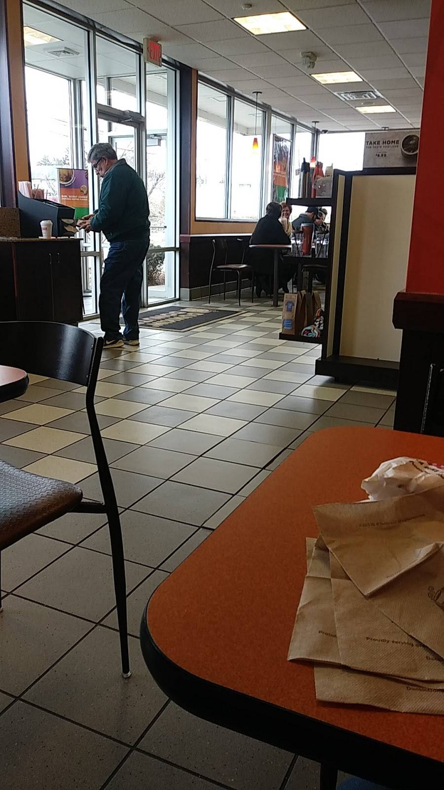 Dunkin | bakery | 62 Manchester St, Concord, NH 03301, USA | 6032255459 OR +1 603-225-5459