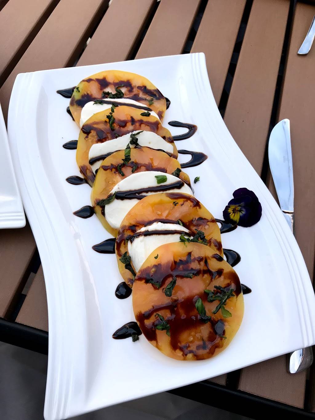 Treelogy | restaurant | 865 Turquoise St, San Diego, CA 92109, USA | 8582477425 OR +1 858-247-7425