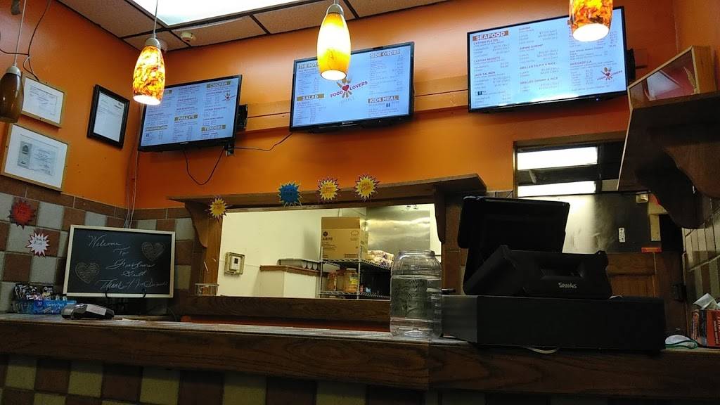 Food Lovers Grill | restaurant | 517 Martin Luther King Dr, East St Louis, IL 62201, USA | 6188578085 OR +1 618-857-8085