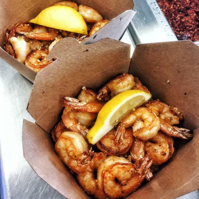 Grill Counter | restaurant | 918 S Central Ave, Compton, CA 90220, USA | 3109338454 OR +1 310-933-8454