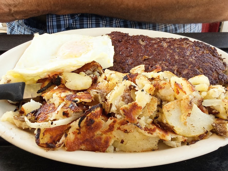 River Valley Restaurant | restaurant | 203 Redwood Hwy, Cave Junction, OR 97523, USA | 5415924128 OR +1 541-592-4128