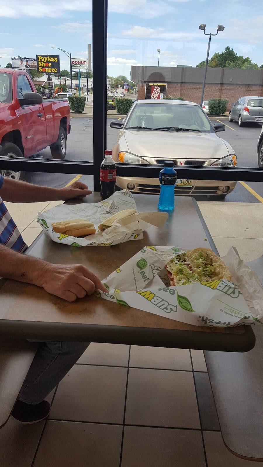 Subway | restaurant | 1939 State Rd, Cuyahoga Falls, OH 44223, USA | 3309225655 OR +1 330-922-5655