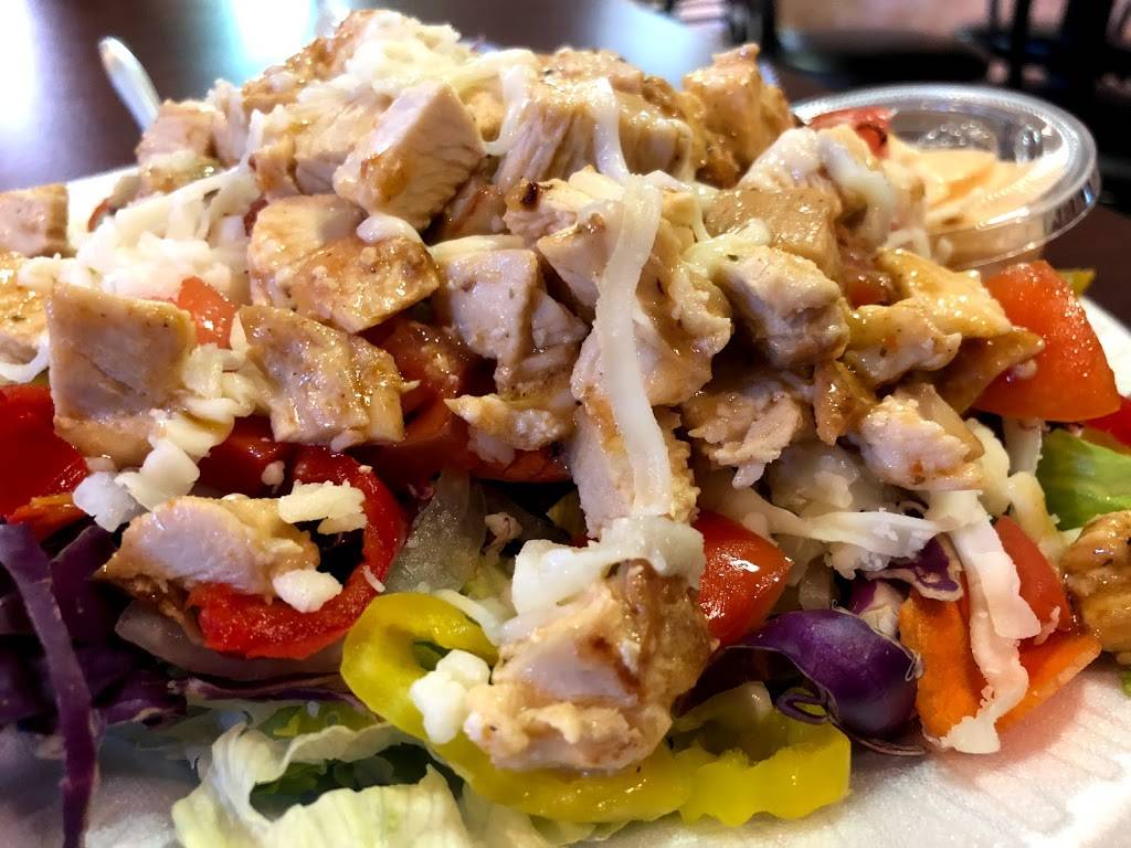 J Rs Pizzeria | restaurant | 24 Village Center Dr, Reading, PA 19607, USA | 6107754440 OR +1 610-775-4440