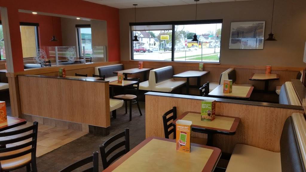 Taco Johns | restaurant | 308 W Oakland Ave, Austin, MN 55912, USA | 5074333870 OR +1 507-433-3870
