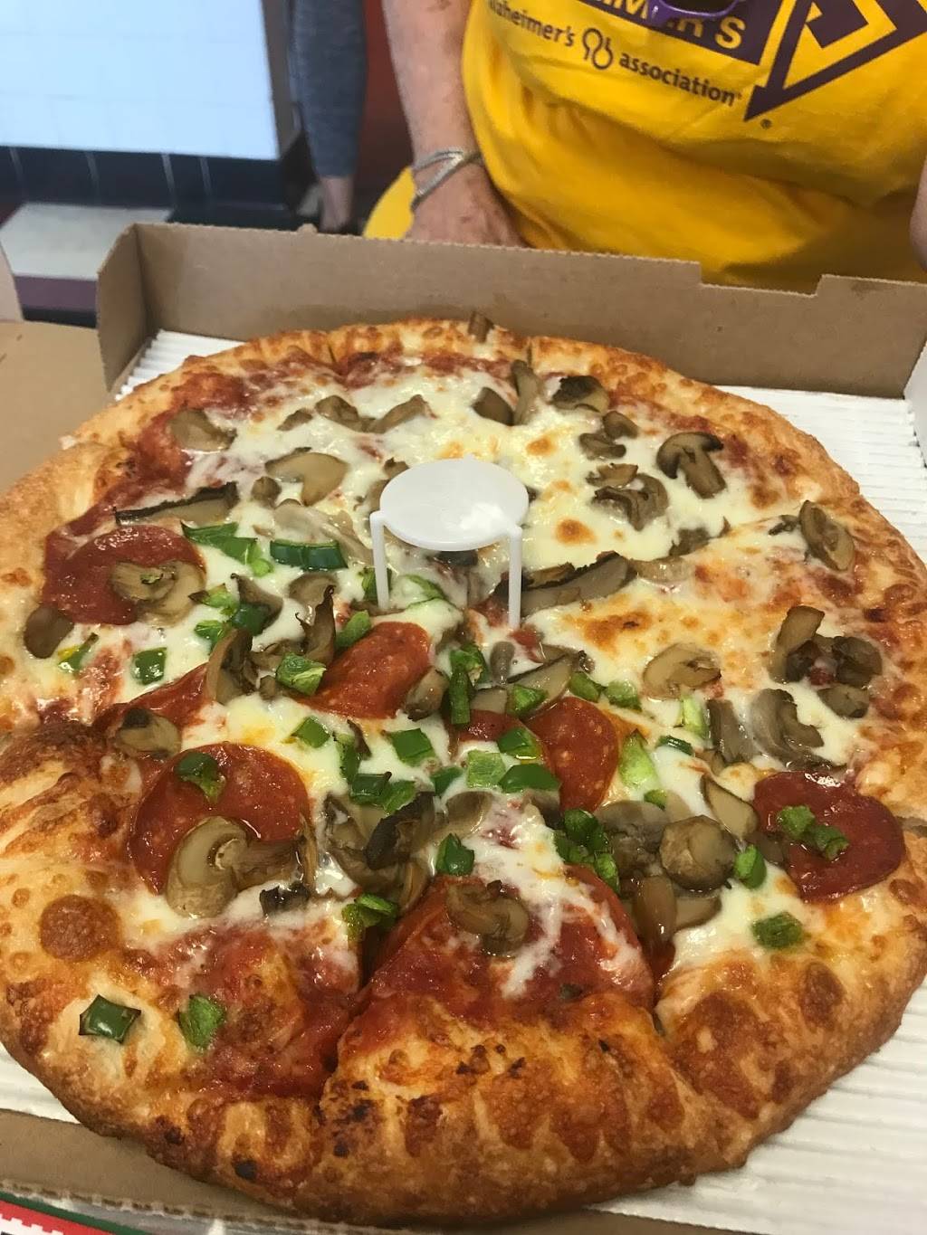 Jets Pizza | meal delivery | 8903 Glades Rd, Boca Raton, FL 33434, USA | 5618525700 OR +1 561-852-5700