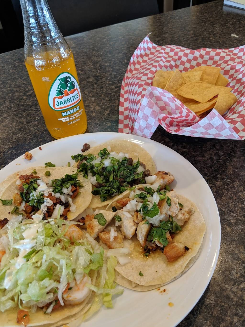 Hectors JR taco shop | restaurant | 1864 Colonel Glenn Hwy, Fairborn, OH 45324, USA | 9378745872 OR +1 937-874-5872