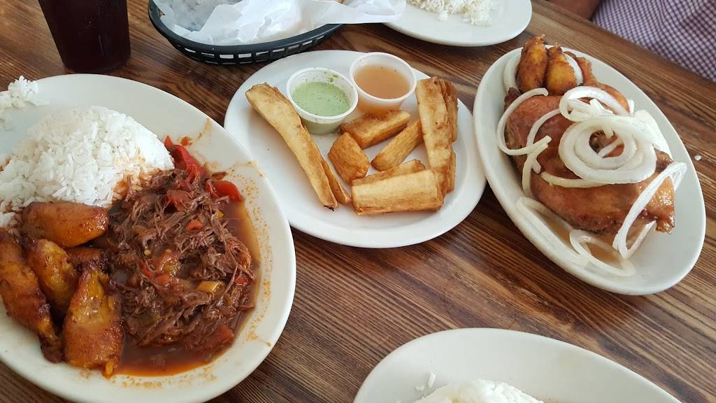 Versailles Cuban Food | restaurant | 10319 Venice Blvd, Los Angeles, CA 90034, USA | 3105583168 OR +1 310-558-3168