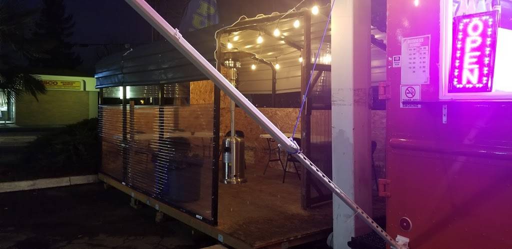 Carretas pupuseria y taqueria | restaurant | 1504 E Main Ave, Puyallup, WA 98372, USA | 2064765997 OR +1 206-476-5997