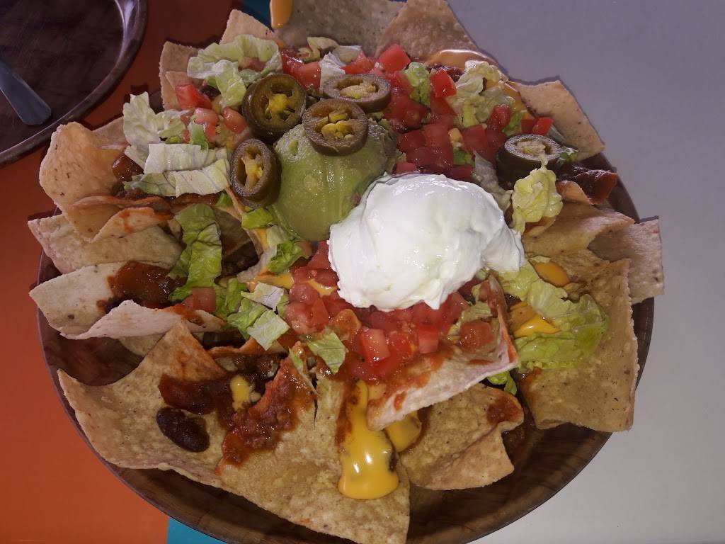 Hooters | meal takeaway | 192 W, Boardwalk Pl E, Madeira Beach, FL 33708, USA | 7277974668 OR +1 727-797-4668