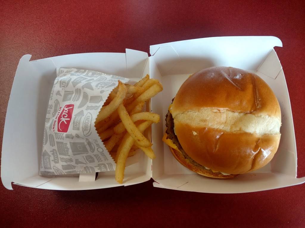 Jack in the Box | restaurant | 383 W Mariposa Rd, Nogales, AZ 85621, USA | 5203772974 OR +1 520-377-2974