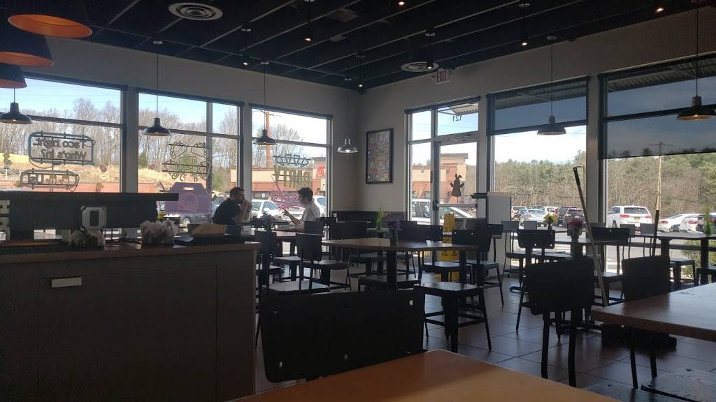 Taco Bell | meal takeaway | 121 Plaza 611 Ln, Stroudsburg, PA 18360, USA | 5706648225 OR +1 570-664-8225