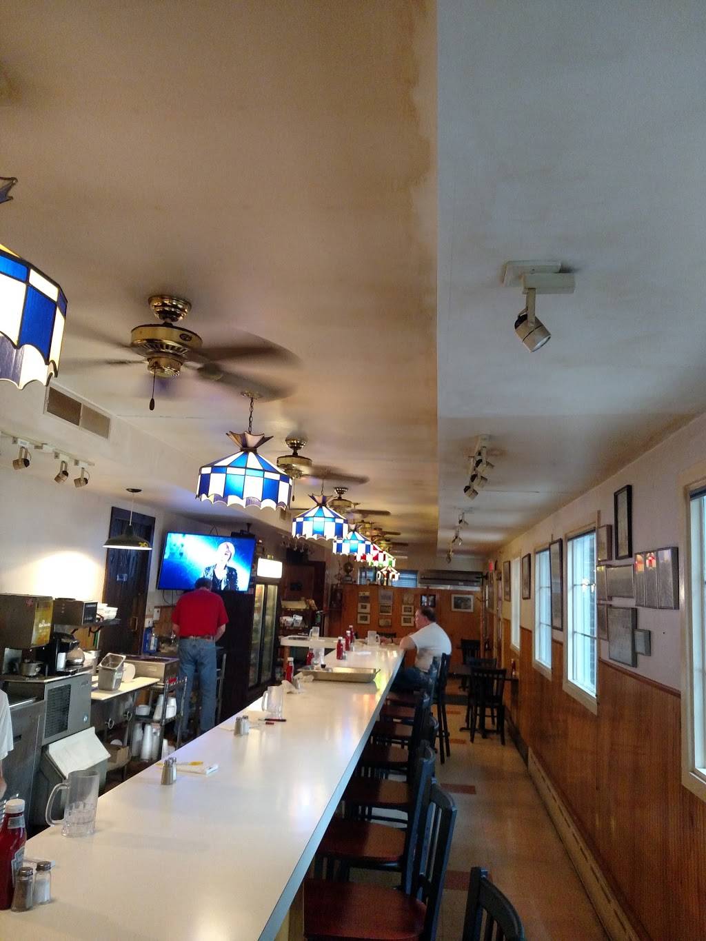 Sewards Steak Shop | restaurant | 202 S 17th St, Allentown, PA 18104, USA | 6107767110 OR +1 610-776-7110