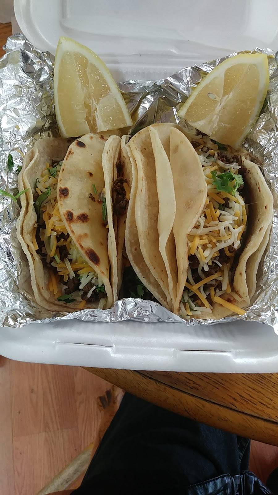 Pupuseria La Molienda | restaurant | 345 W Foothill Blvd, Rialto, CA 92376, USA | 9098751680 OR +1 909-875-1680