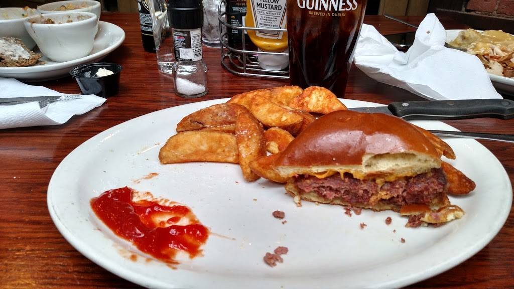 Kellehers Irish Pub & Eatery | restaurant | 619 Southwest Water Street, Peoria, IL 61602, USA | 3096736000 OR +1 309-673-6000