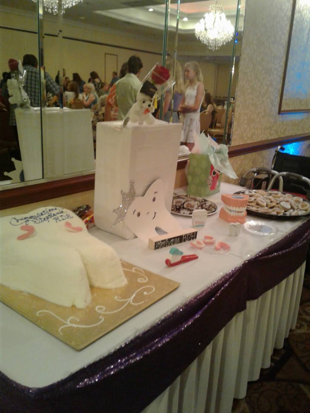 The Mayfield | restaurant | 6072 S Archer Ave, Chicago, IL 60638, USA | 7732842675 OR +1 773-284-2675