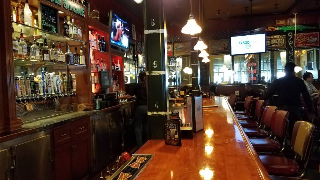 Lucilles Smokehouse Bar-B-Que | restaurant | 4611 Chino Hills Pkwy, Chino Hills, CA 91709, USA | 9095971227 OR +1 909-597-1227