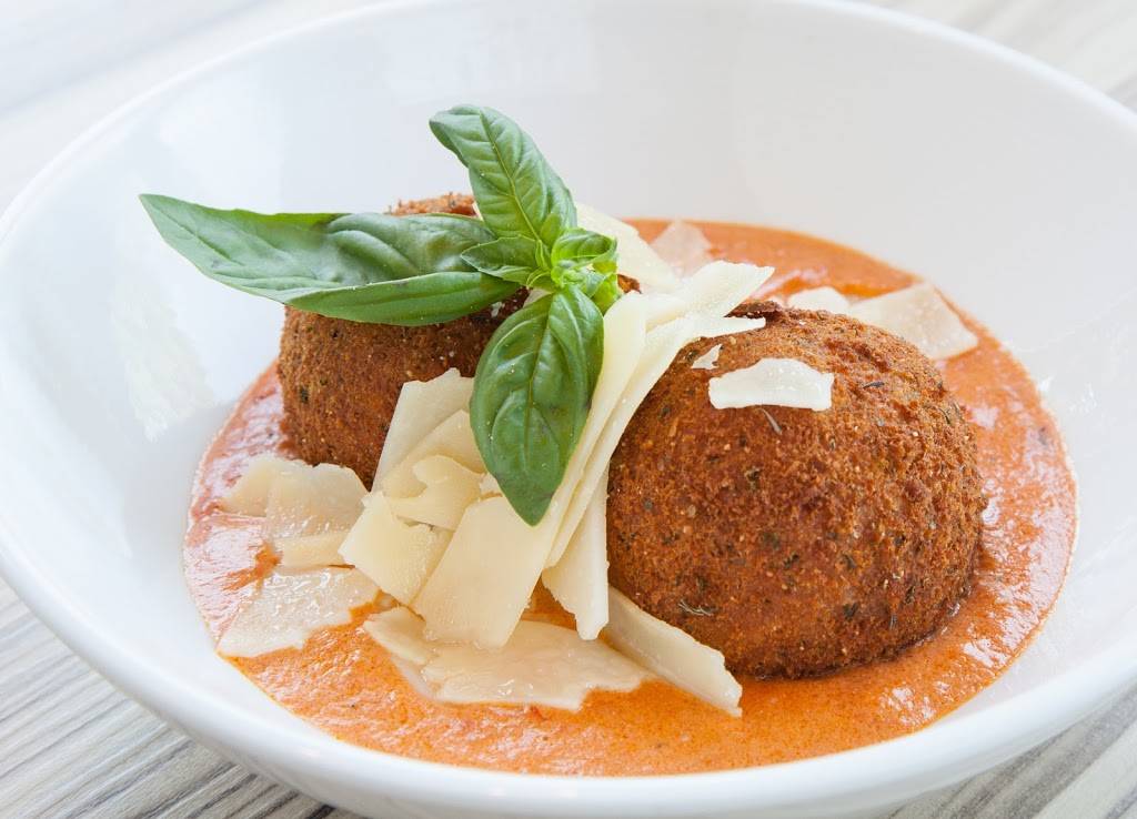 Venetian Moon | restaurant | 680 Main St, Reading, MA 01867, USA | 7819443633 OR +1 781-944-3633