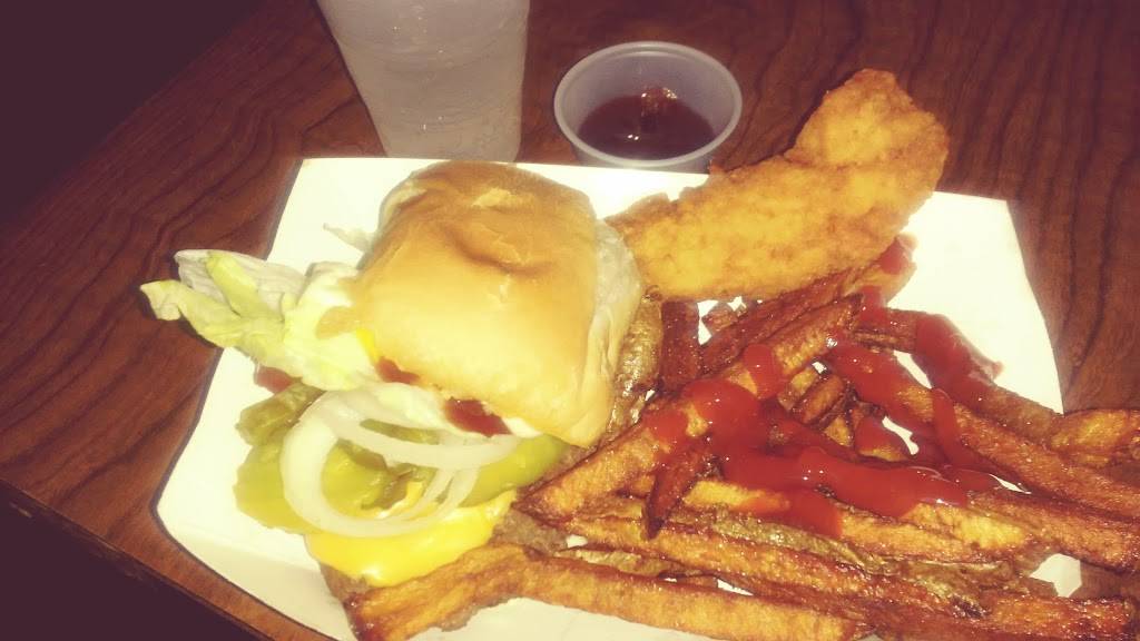 Windham Tavern | restaurant | 9804 E Center St, Windham, OH 44288, USA | 3303262500 OR +1 330-326-2500