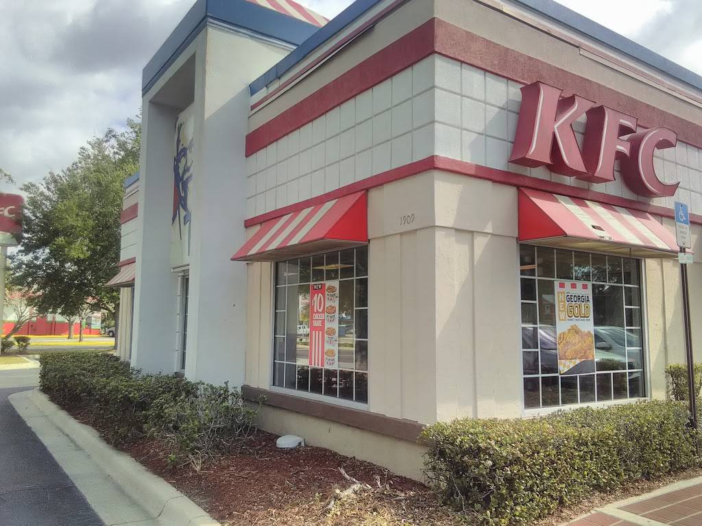KFC | restaurant | 1909 Main St N, Jacksonville, FL 32206, USA | 9043547062 OR +1 904-354-7062
