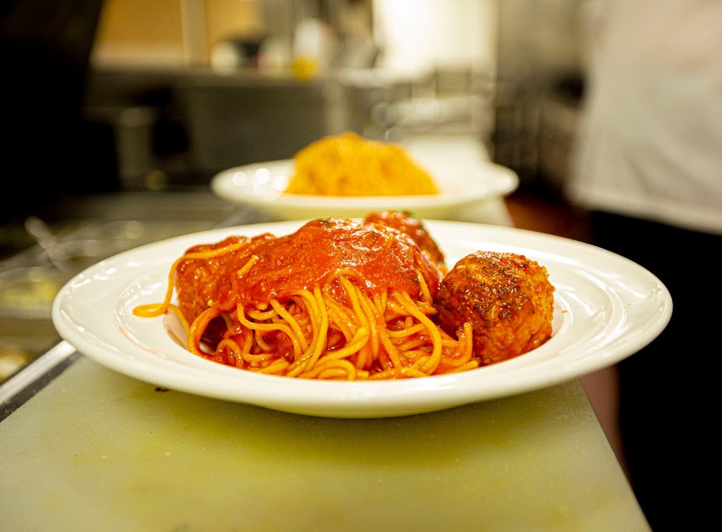 Spaghetto Italian Kitchen | restaurant | 9570 S Eastern Ave, Henderson, NV 89123, USA | 7029022838 OR +1 702-902-2838