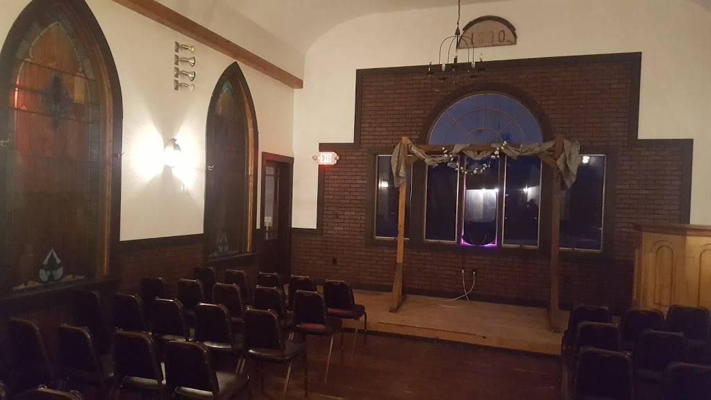 The Old Schoolhouse Special Events | restaurant | E13887 County Rd DL, Merrimac, WI 53561, USA | 6082192403 OR +1 608-219-2403