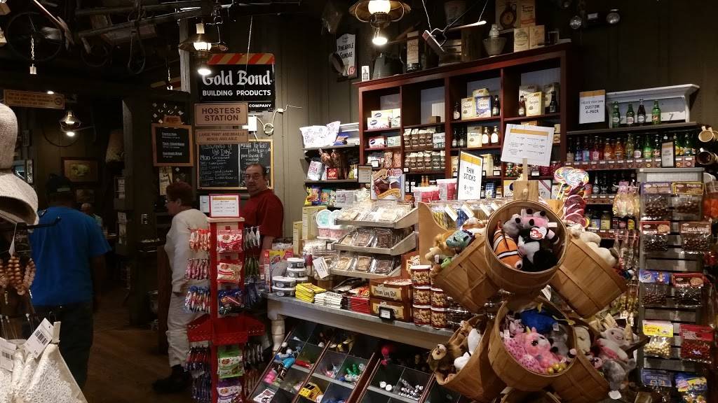 Cracker Barrel Old Country Store | restaurant | 710 Sw Greenville Blvd SW, Greenville, NC 27834, USA | 2523551662 OR +1 252-355-1662