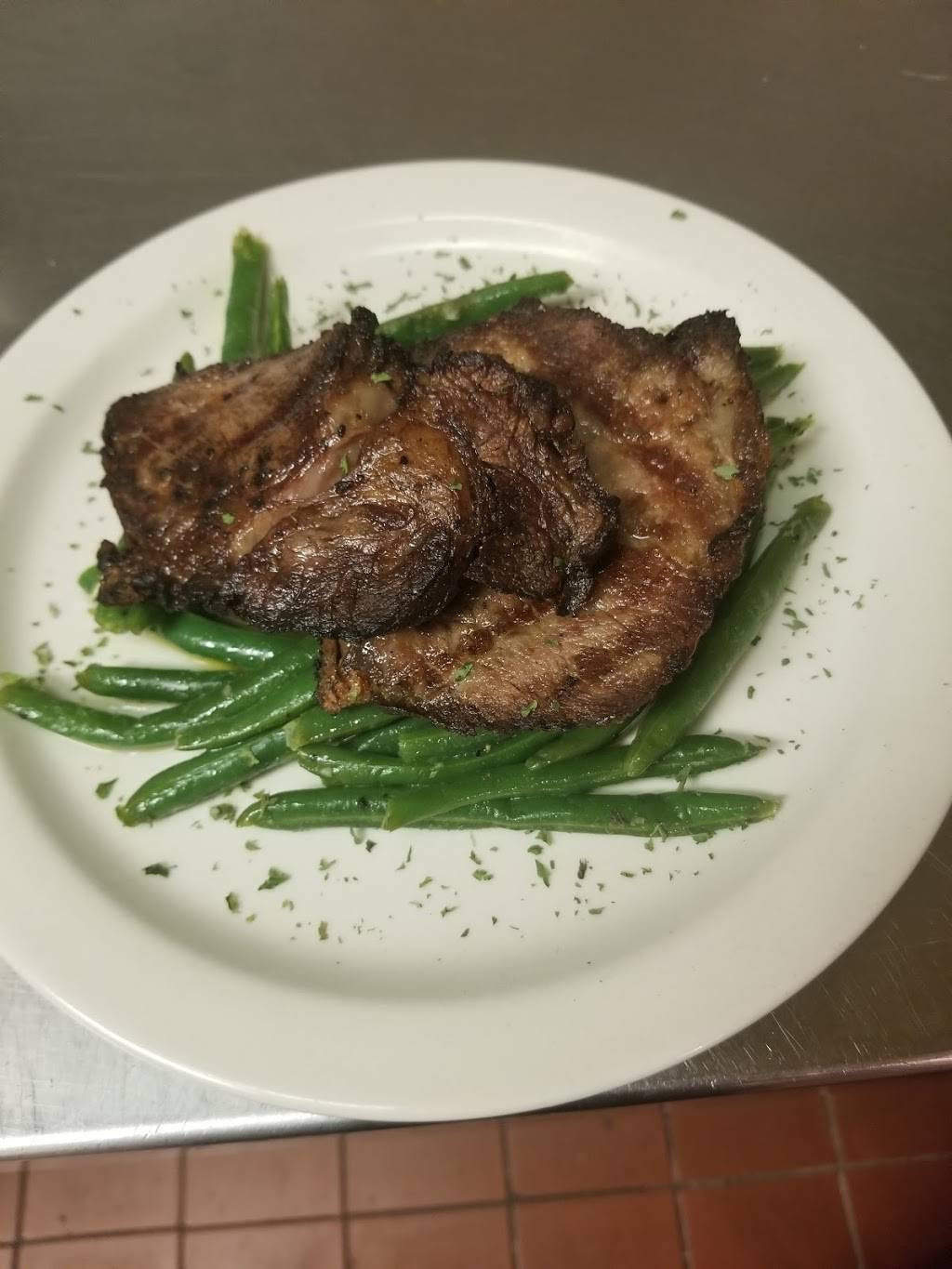 JD McGillicuddys | restaurant | 473 Leverington Avenue, Philadelphia, PA 19128, USA | 2673352672 OR +1 267-335-2672