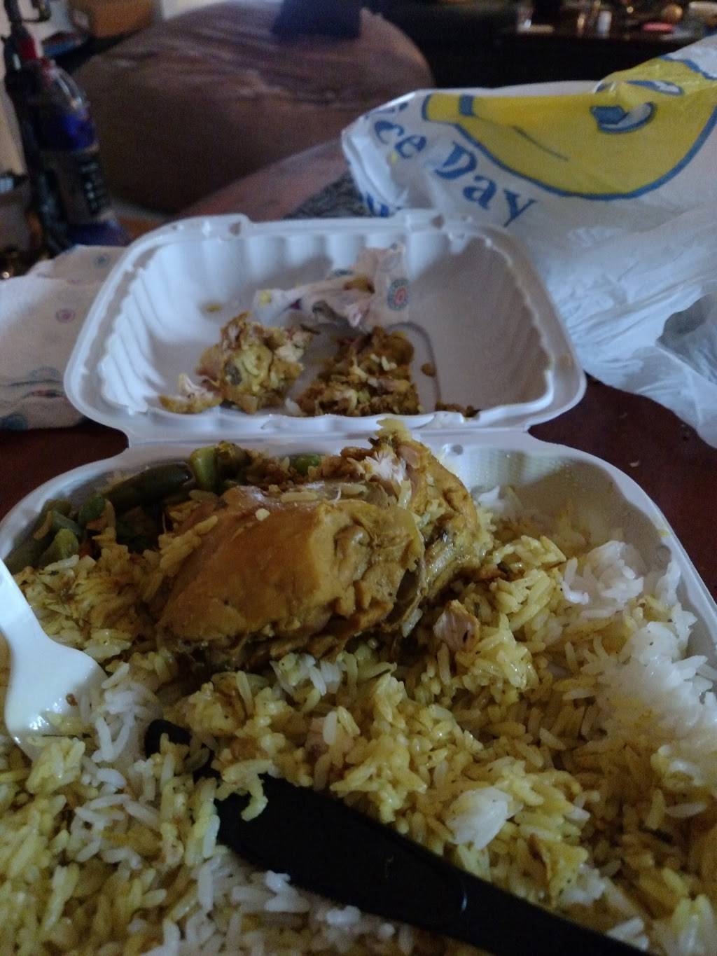 Floras Restaurant & Carryout | restaurant | 10621 Greenbelt Rd, Lanham, MD 20706, USA | 3013523001 OR +1 301-352-3001