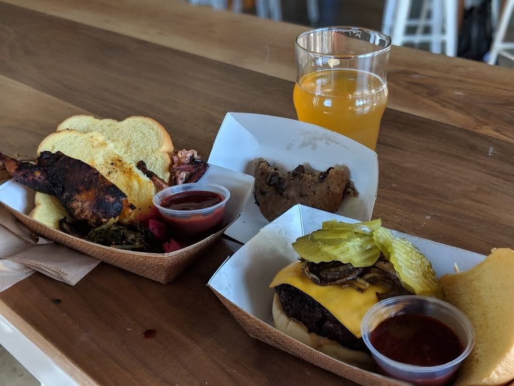 Leroy And Lewis Barbecue | restaurant | 121 Pickle Rd, Austin, TX 78704, USA | 5129459882 OR +1 512-945-9882