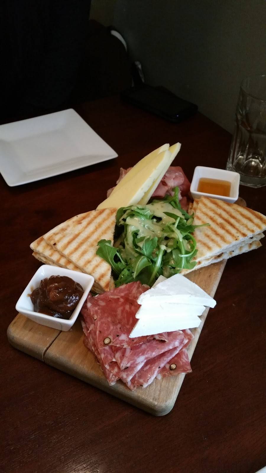 Molto Bene Ristorante & Cicchetti Bar | cafe | 17 North Main Street, Cranbury, NJ 08512, USA | 6096426724 OR +1 609-642-6724