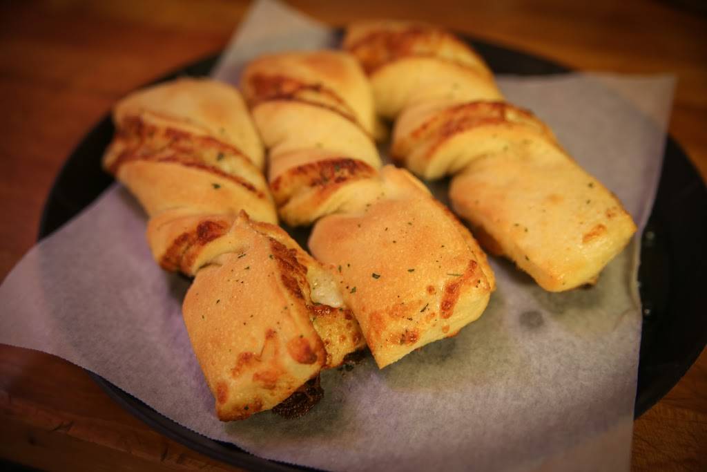 Pizza Bell | restaurant | 8996 Grant Line Rd, Elk Grove, CA 95624, USA | 9166866444 OR +1 916-686-6444