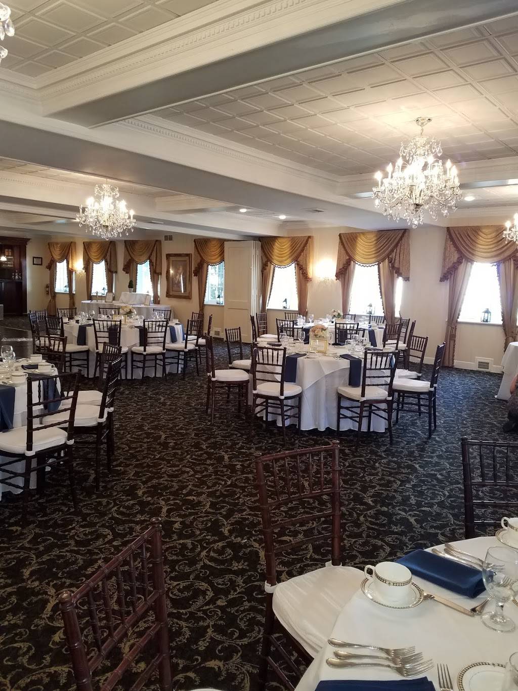 Washington Crossing Inn | restaurant | 1295 General Washington Memorial Blvd, Washington Crossing, PA 18977, USA | 2154933634 OR +1 215-493-3634