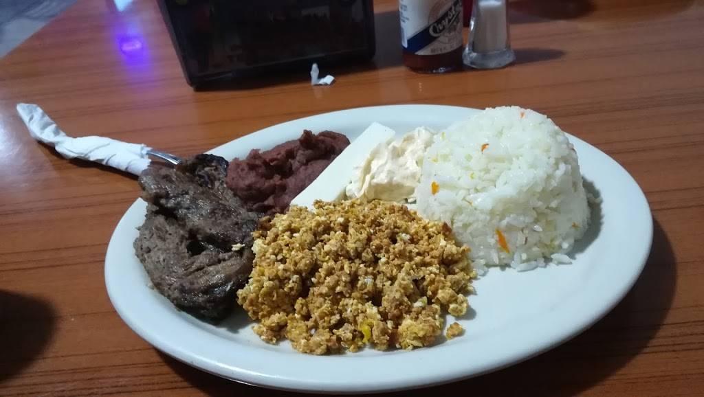 Restaurant El Hondureño II | restaurant | 2298 NW 36th St, Miami, FL 33142, USA | 3056335599 OR +1 305-633-5599