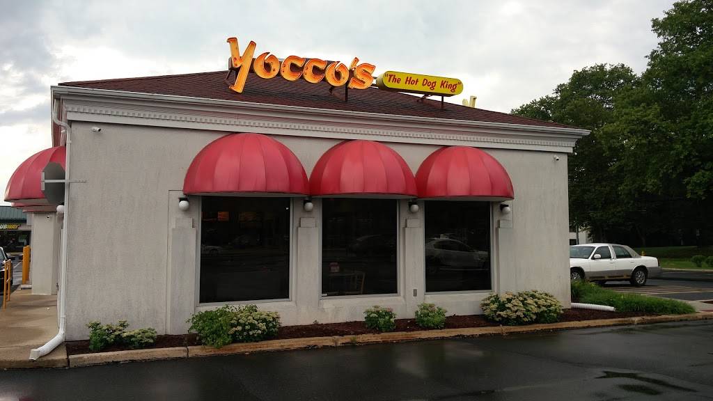 Yoccos The Hot Dog King | restaurant | 7150 Hamilton Blvd, Trexlertown, PA 18087, USA | 6105304480 OR +1 610-530-4480