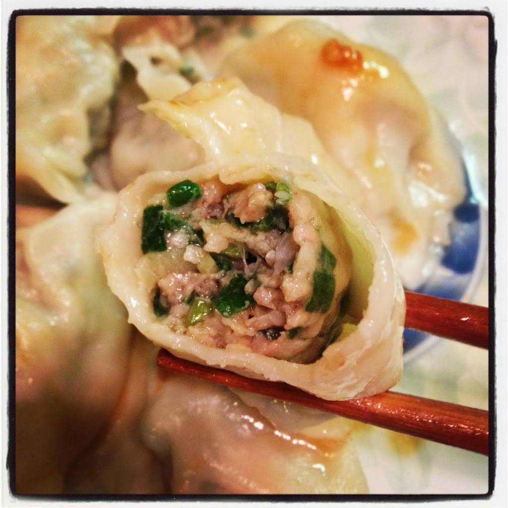 Yum Dum Truck | restaurant | 1924 W Division St, Chicago, IL 60622, USA | 8473761925 OR +1 847-376-1925