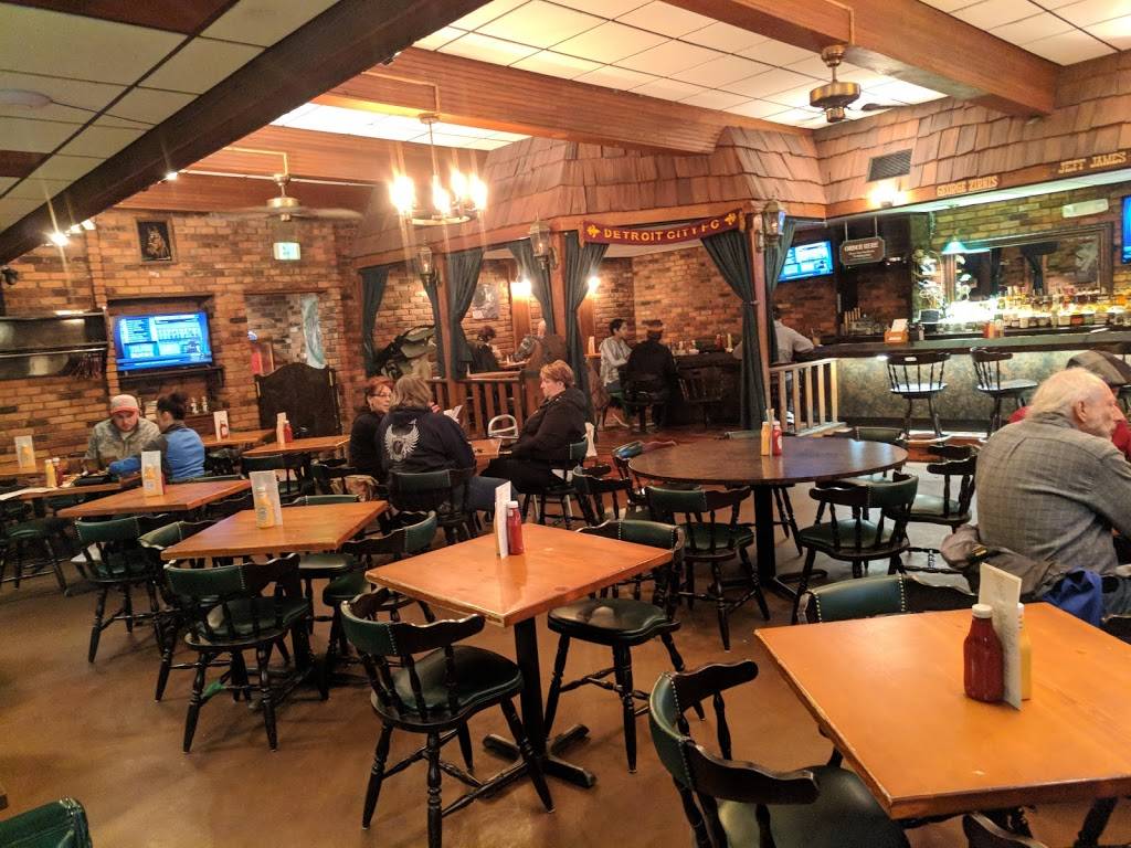 Green Dot Stables | restaurant | 2200 W Lafayette Blvd, Detroit, MI 48216, USA | 3139625588 OR +1 313-962-5588