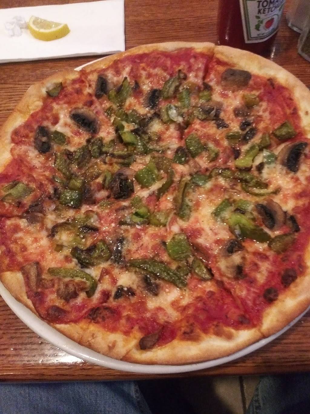 Yesterdays | restaurant | 3153 NJ-35, Hazlet, NJ 07730, USA | 7322643777 OR +1 732-264-3777