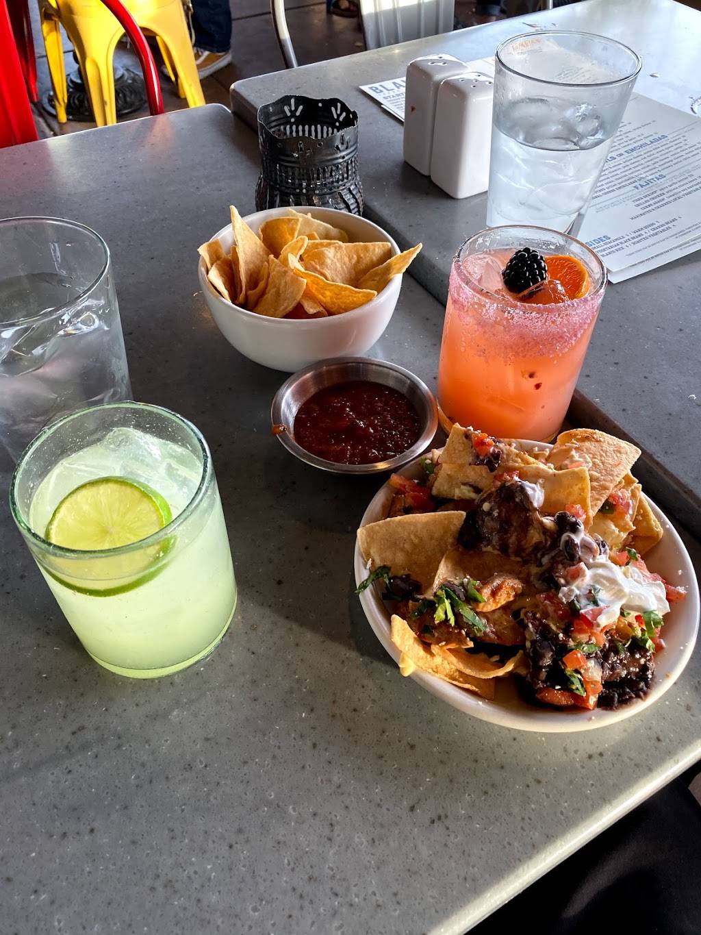 Blanco Tacos + Tequila | restaurant | 2905 E Skyline Dr #246, Tucson, AZ 85718, USA | 5202321007 OR +1 520-232-1007