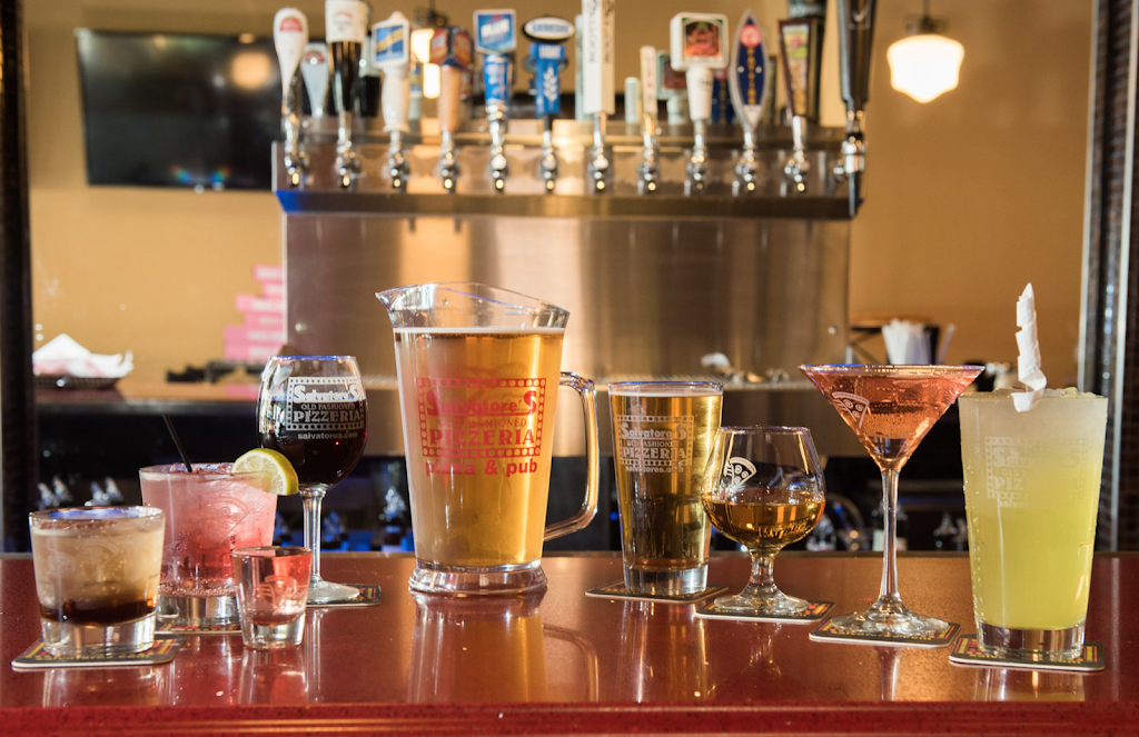 Salvatores Old Fashioned Pizzeria | meal delivery | 243 E Main St, Avon, NY 14414, USA | 5852262555 OR +1 585-226-2555