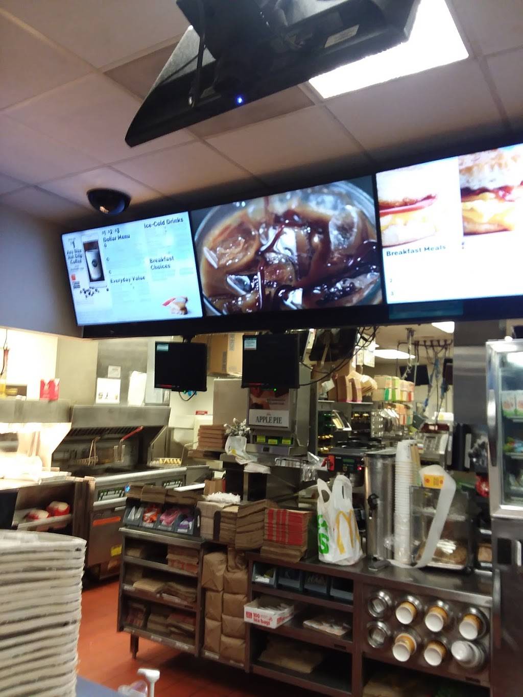 McDonalds | cafe | 5601 Vine St, Philadelphia, PA 19139, USA | 2154764772 OR +1 215-476-4772