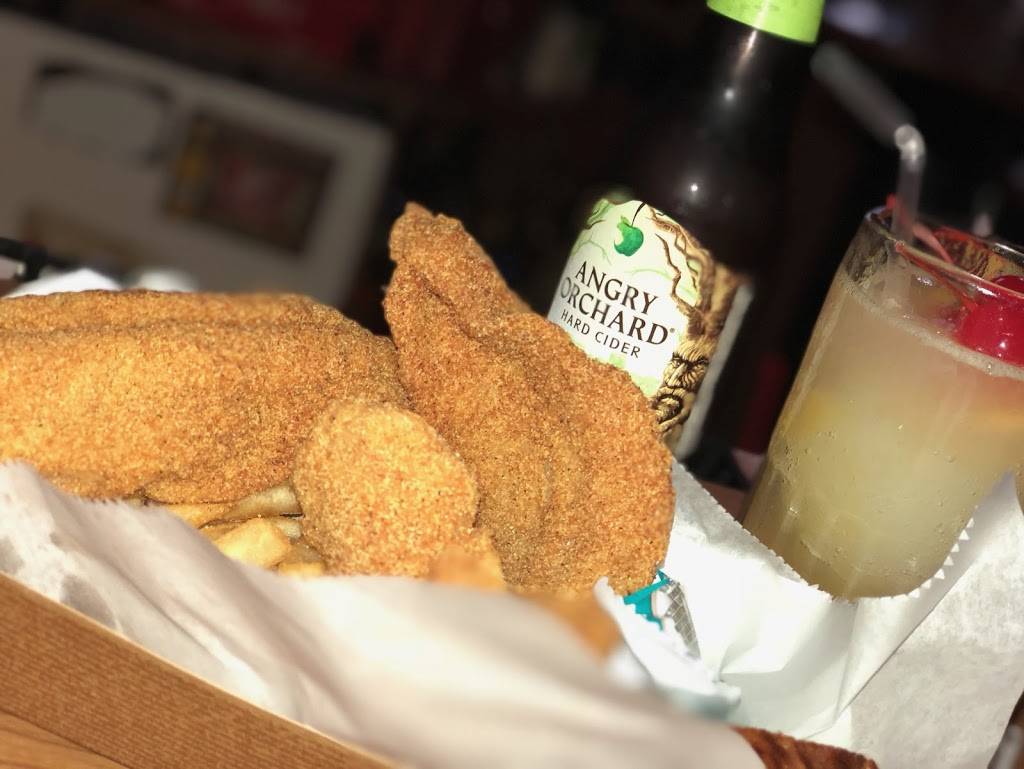 Diamonds Pub & Grille | restaurant | 7607 W Hampton Ave, Milwaukee, WI 53218, USA | 4144614150 OR +1 414-461-4150