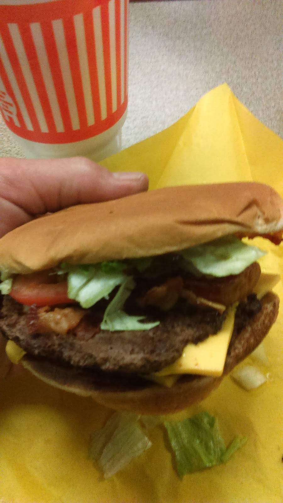 Whataburger | restaurant | 1560 N Cockrell Hill Rd, Dallas, TX 75211, USA | 2143308898 OR +1 214-330-8898